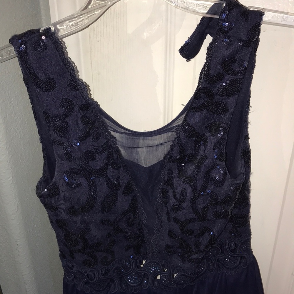 Prom dress - Picture 2 of 3